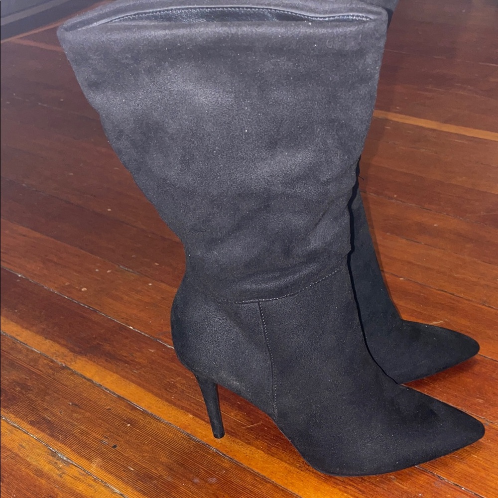 Jessica Simpson Elegant Black Slouchy Heeled Boots